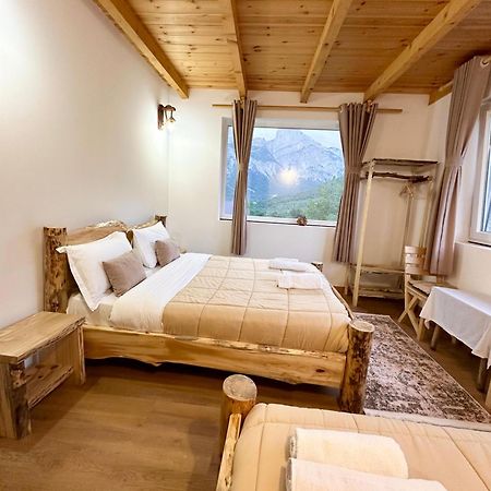 Guesthouse Dritan Tethorja Theth Exterior photo