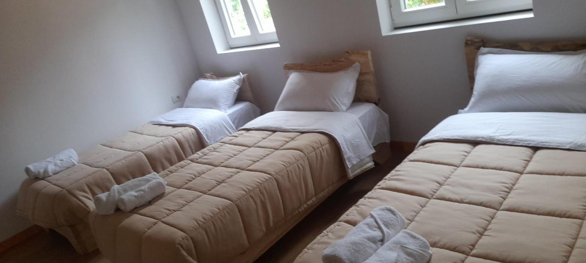 Guesthouse Dritan Tethorja Theth Room photo