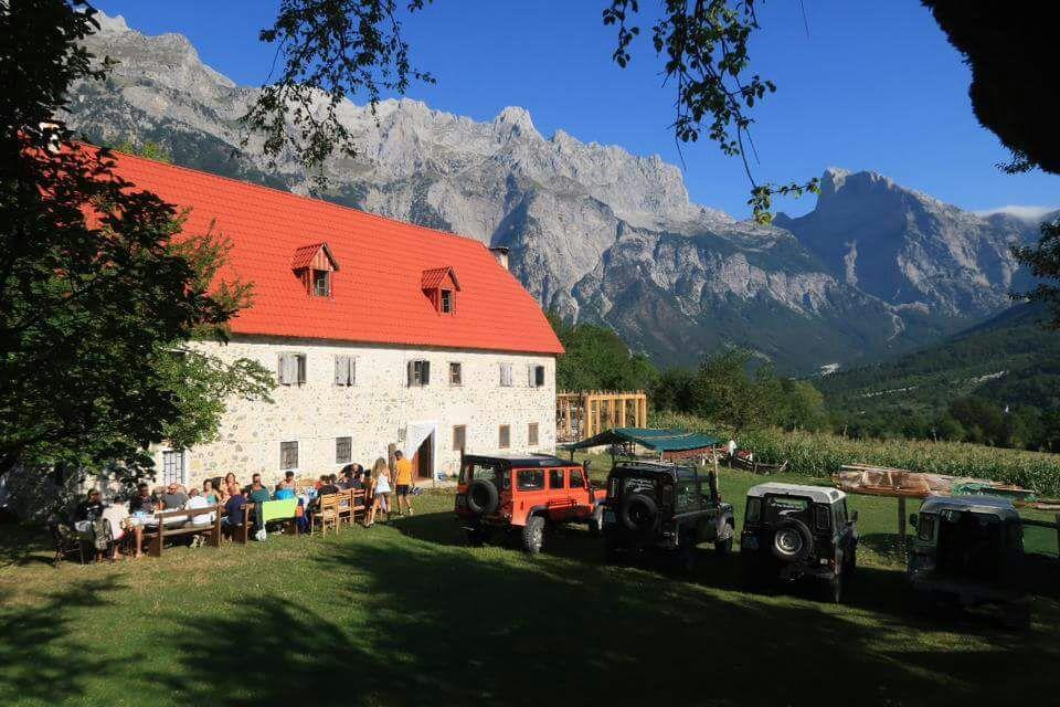 Guesthouse Dritan Tethorja Theth Exterior photo